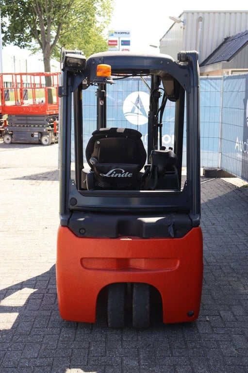 Forklift Linde E16L-02 Electric 1600kg 2.84m 2020 2020 E16L-02 2020 1 Forklift image 5