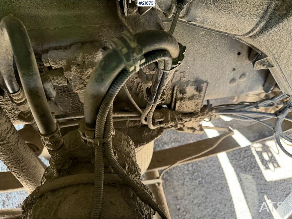 Heavy machinery product image - Image 14 of 15