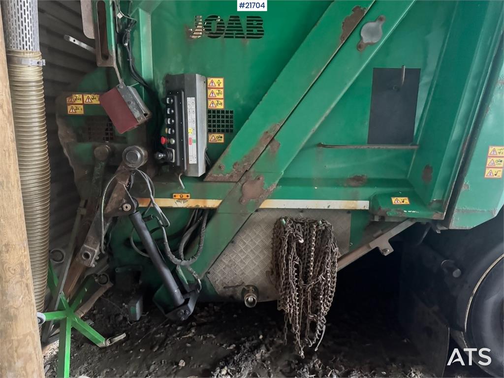 Volvo FM410 2-Chamber Refuse Truck. 2017 21704 FM410 2-Chamber Refuse Truck. 2017 1 image 15