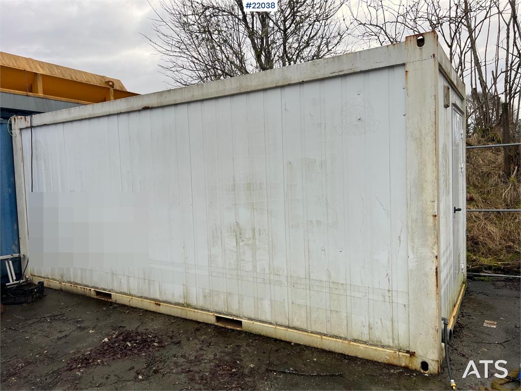 20 fot container m/ wc, dusj, vask, varmtvannsbere 2000 22038 20 fot container m/ wc, dusj, vask, varmtvannsbere 2000 1 im...