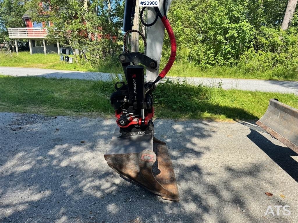 Bobcat E55Z Mini Excavator w/ Rototilt and 2 buckets. 260 2022 20980 E55Z Mini Excavator w/ Rototilt and 2 buckets. 260 20...