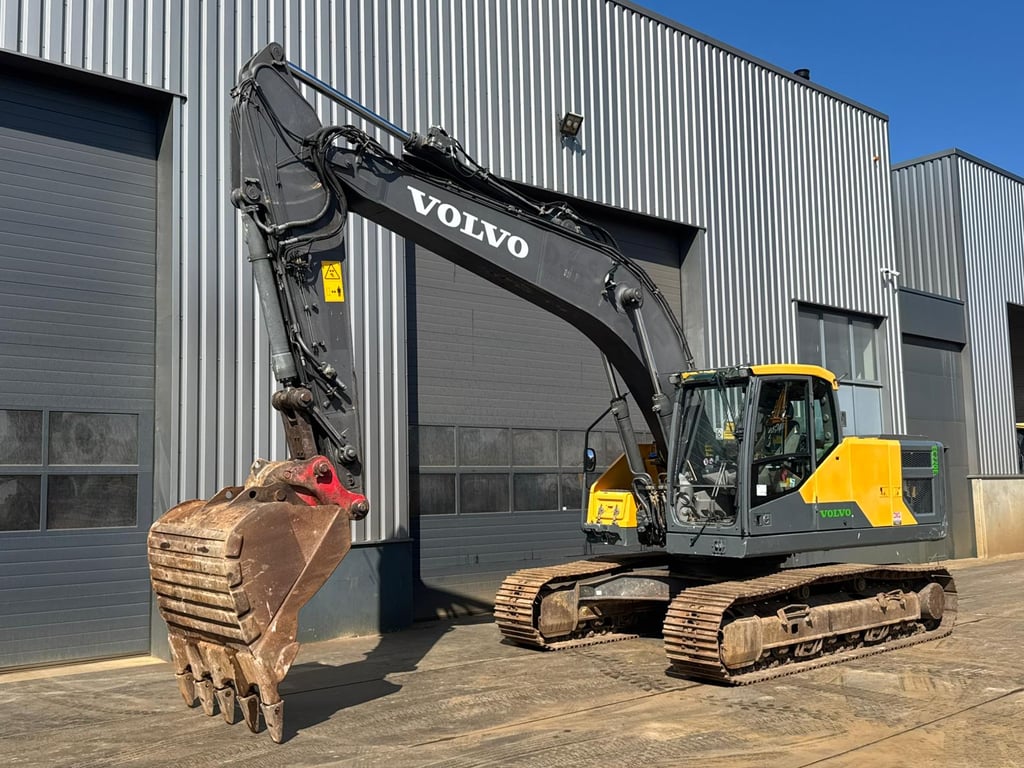 Volvo EC220EL 2016 00033554 EC220EL 2016 1 image 2
