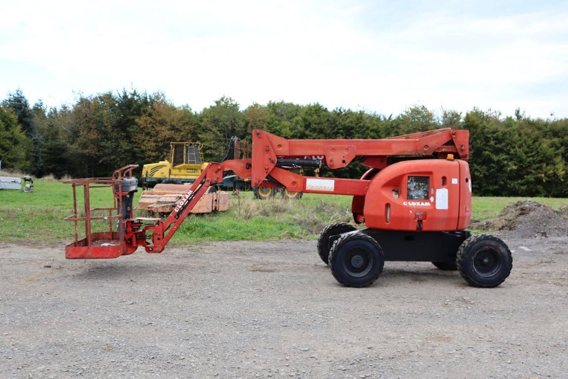 JLG 450AJ Diesel 15.72m Articulated Boom Lift 1999 1999 450AJ 1999 1 image 2
