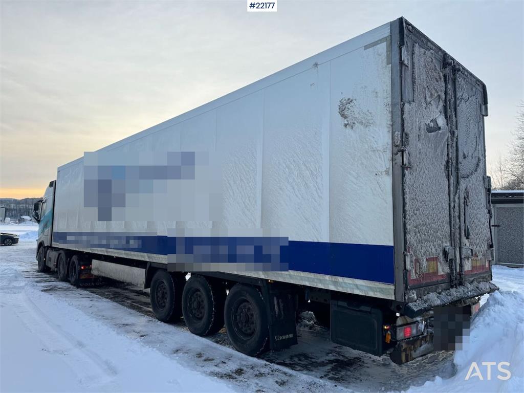 Krone box semi-trailer with Thermo King refrigeration un 2015 22177 box semi-trailer with Thermo King refrigeration un 201...