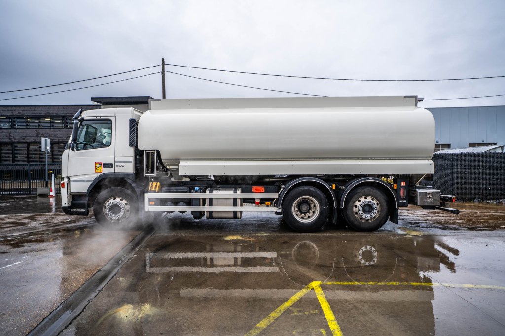 VOLVO FM 500 -6x2+ALU 19.000L+5COMP. 2009 E65216 FM 500 -6x2+ALU 19.000L+5COMP. 2009 1 image 7