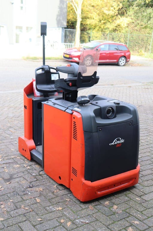 Electric tractor Linde 50 Electric 50 1 Tractor Units image 7