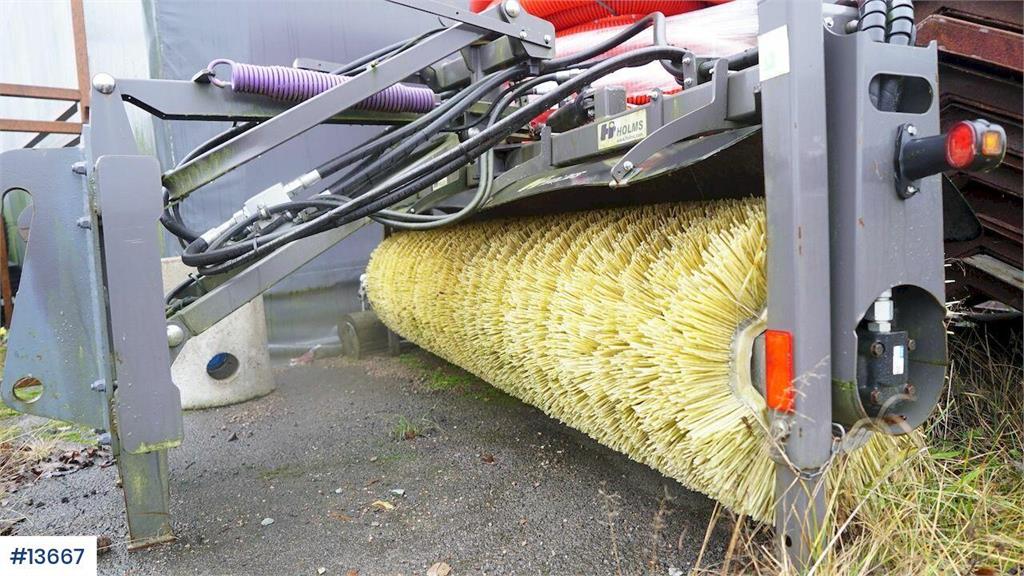 Holms SL-2.5 sweeper 2016 13667 Holms SL-2.5 sweeper 2016 1 image 5