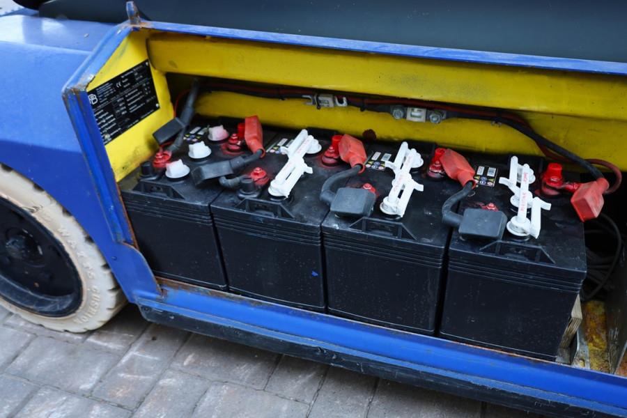 PB LIFT S171-12E Electric, 17.3m Working Height, 400k 2007 PB LIFT - S171-12E - 90302 PB LIFT S171-12E Electric, 17.3m Wor...