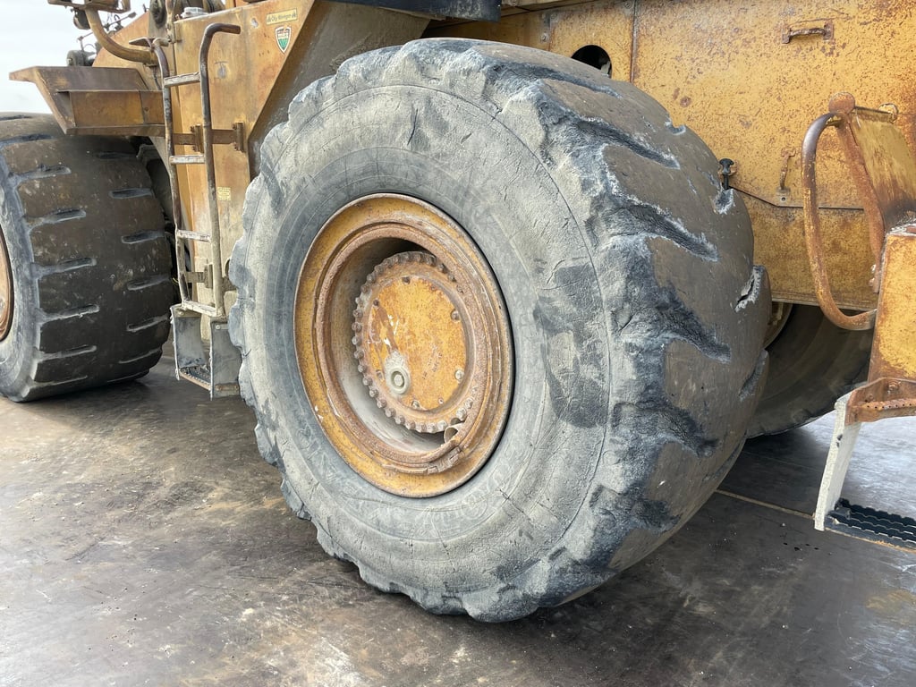Caterpillar 988B 1986 00033689 988B 1986 1 image 11