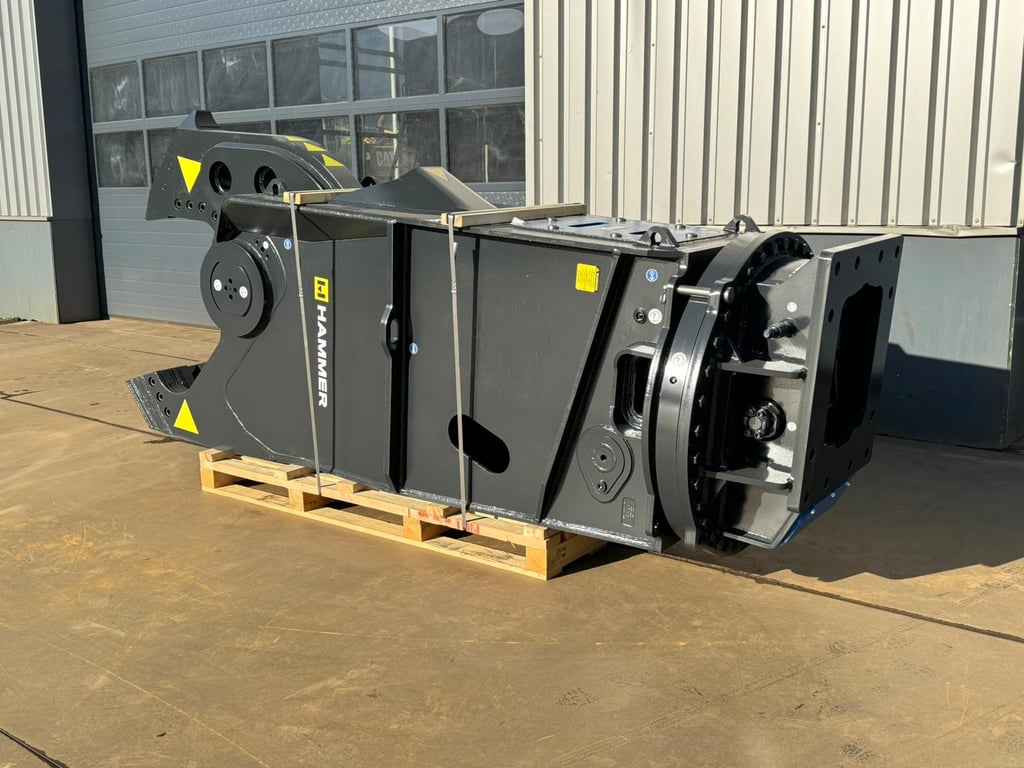 Hammer KSC52 (fits for 35-65 ton excavator) 2024 00032793 Hammer KSC52 (fits for 35-65 ton excavator) 2024 0 Crawler Excav...