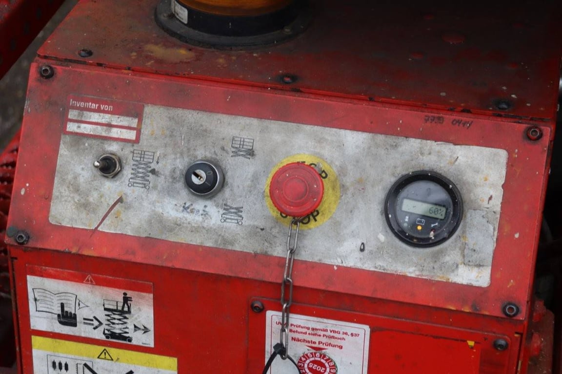 Manitou 78 XE Electric Scissor Lift 7.75m 2003 2003 78 XE 2003 1 Scissor Lifts image 13