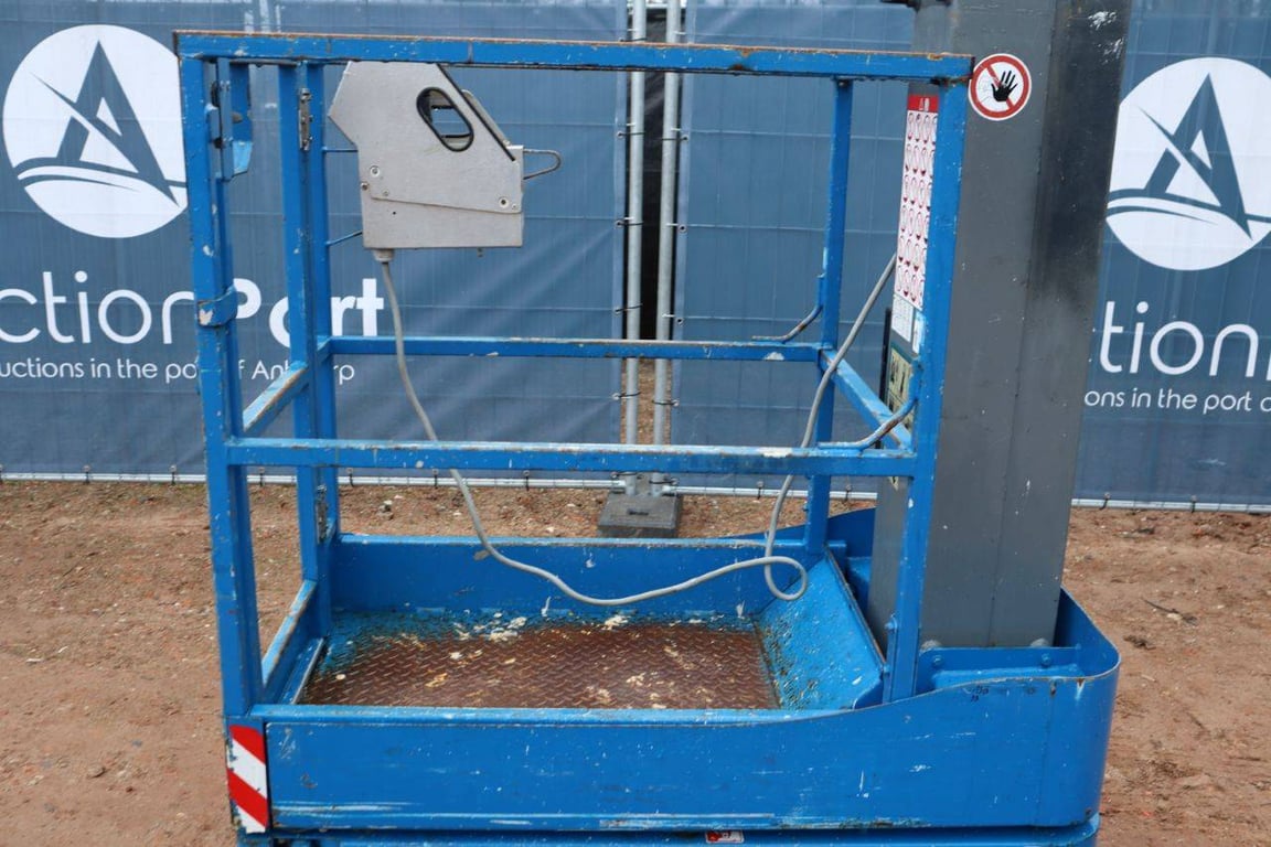 Skyjack SJ12 Electric Mast Lift 5.6m 2015 2015 SJ12 2015 1 image 14