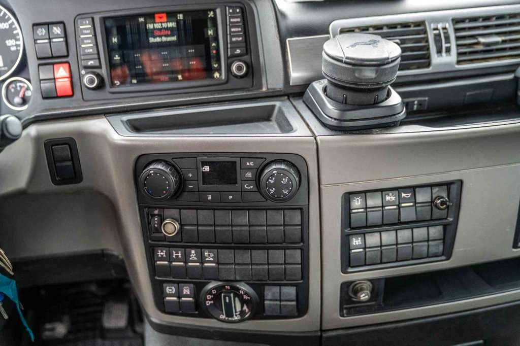 MAN TGS 33.500 BLS+BIG AXLES+KIPHYDR. 2019 E63405 TGS 33.500 BLS+BIG AXLES+KIPHYDR. 2019 1 image 13