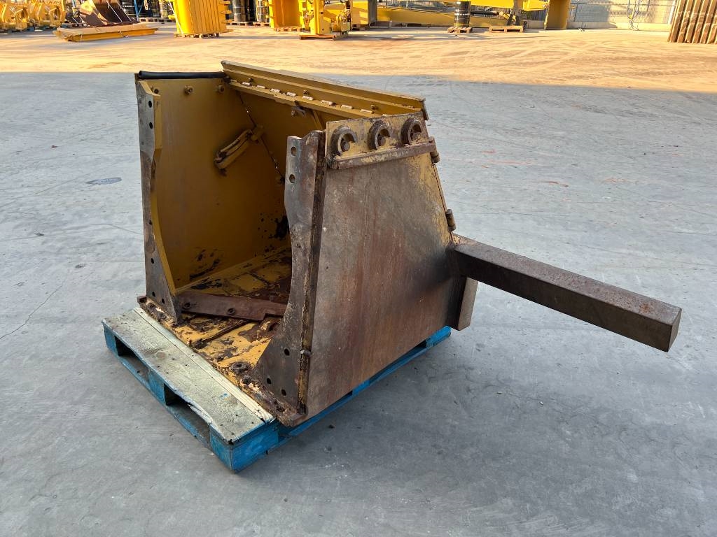 CAT D6 | 513-6215 BAR GP-STRIKER 2020 907542 D6 | 513-6215 BAR GP-STRIKER 2020 1 image 15