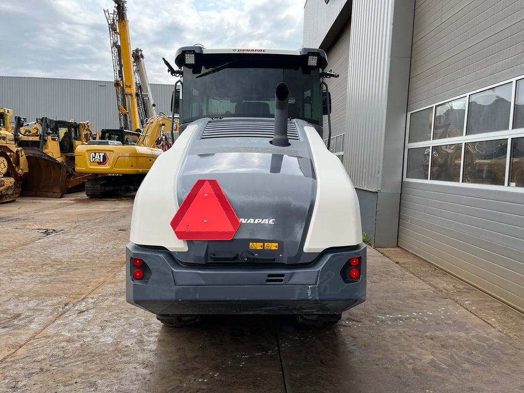Heavy machinery product image - Image 4 of 15