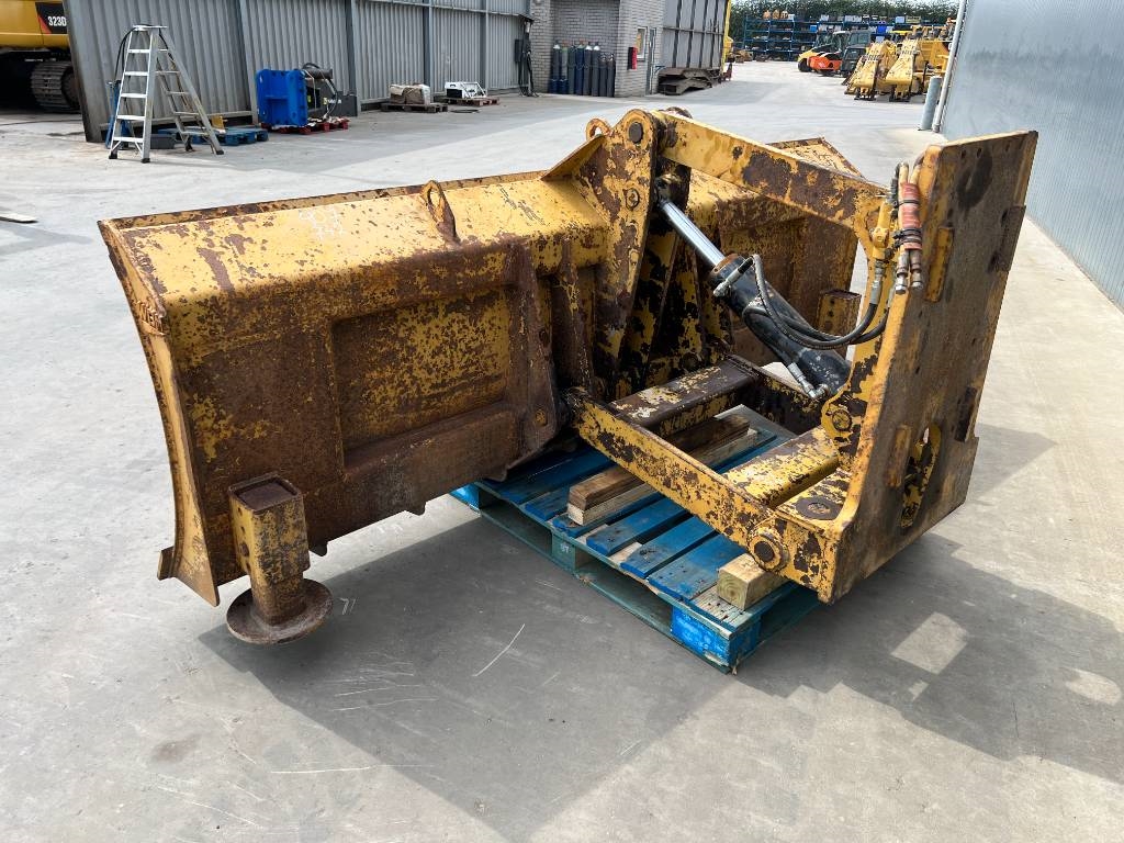 CAT 12H / 120M / 120H / 140G / 140H / 140K / 140M / 14 2025 907742 12H / 120M / 120H / 140G / 140H / 140K / 140M / 14 2025...