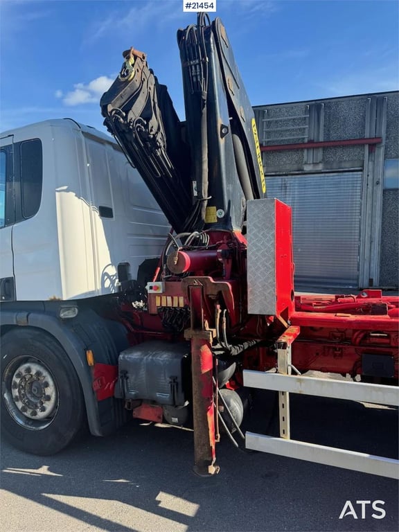 Scania P340 Hook/crane truck 23 t/m Palfinger crane 2005 21454 P340 Hook/crane truck 23 t/m Palfinger crane 2005 1 Crane t...