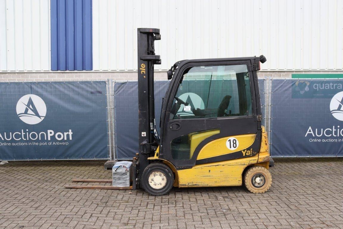 Forklift Yale ERP25VL Electric 1750kg 2011 2011 ERP25VL 2011 1 Forklift image 2
