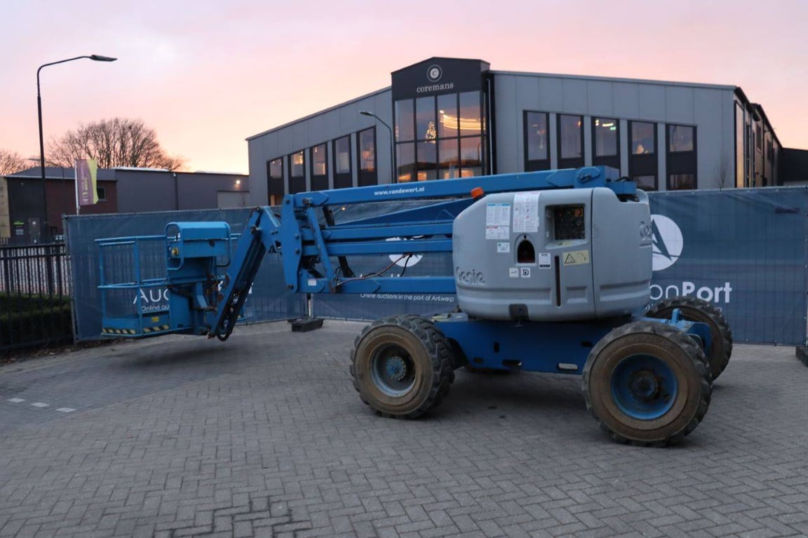 Genie Z45/25J Diesel 16m Articulated Boom Lift 2000 2000 Z45/25J 2000 1 image 4