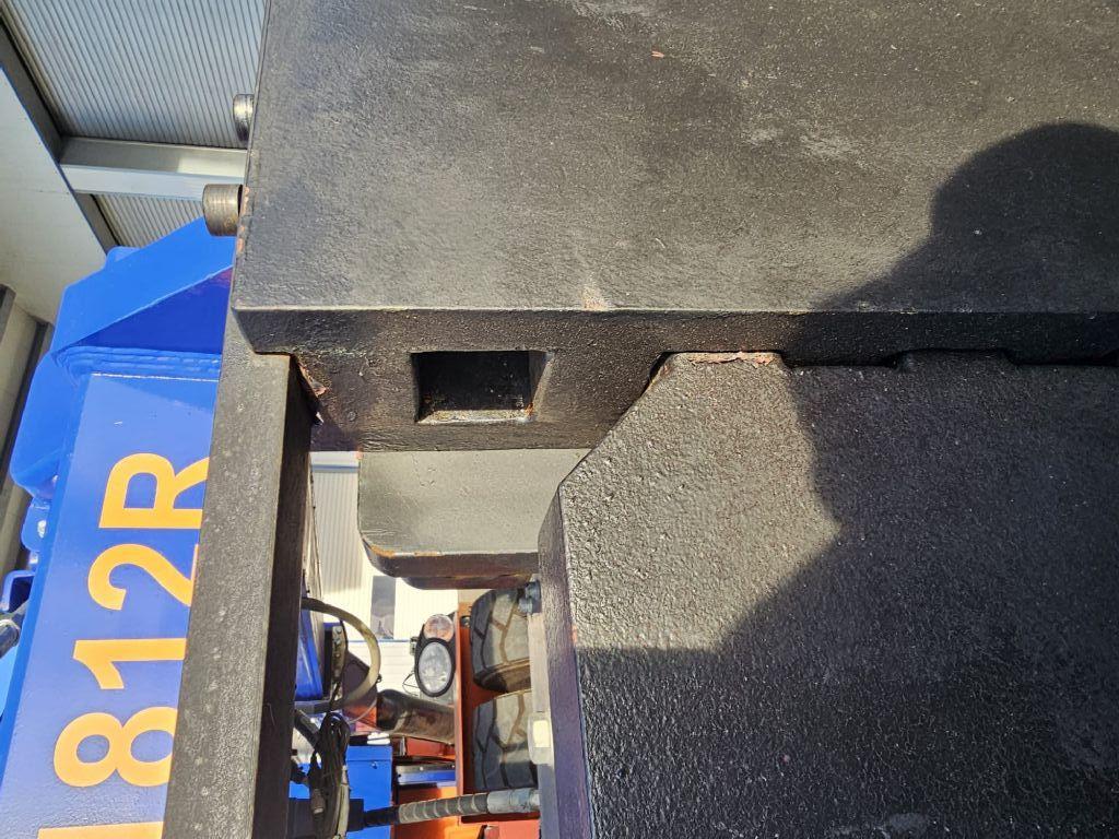 Kalmar 18000 kg Adjustable Coil Dorn 2026 DK230 18000 kg Adjustable Coil Dorn 2026 1 image 6