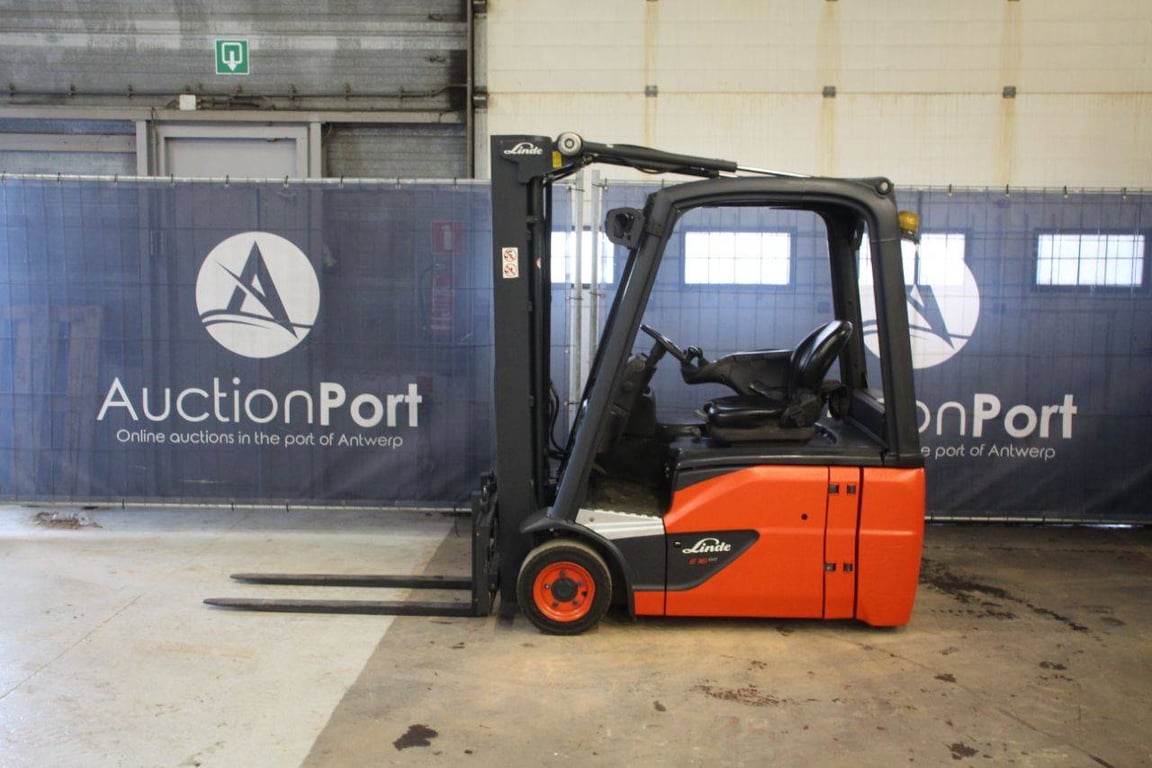 Forklift Linde E16 Electric 1600kg 4.62m E16 1 Forklift image 2