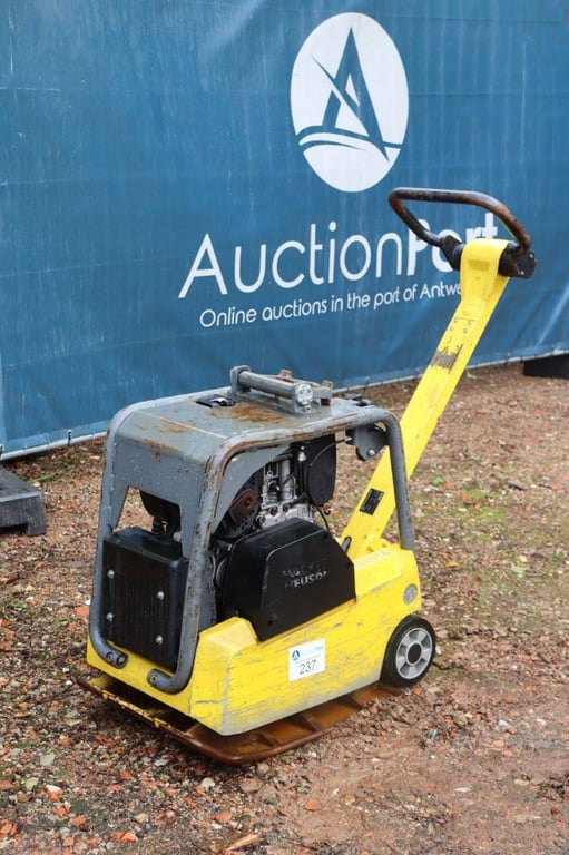 Vibrating plate Wacker Neuson DPU3050 Diesel 4.2kW 2016 2016 Neuson DPU3050 2016 1 image 8