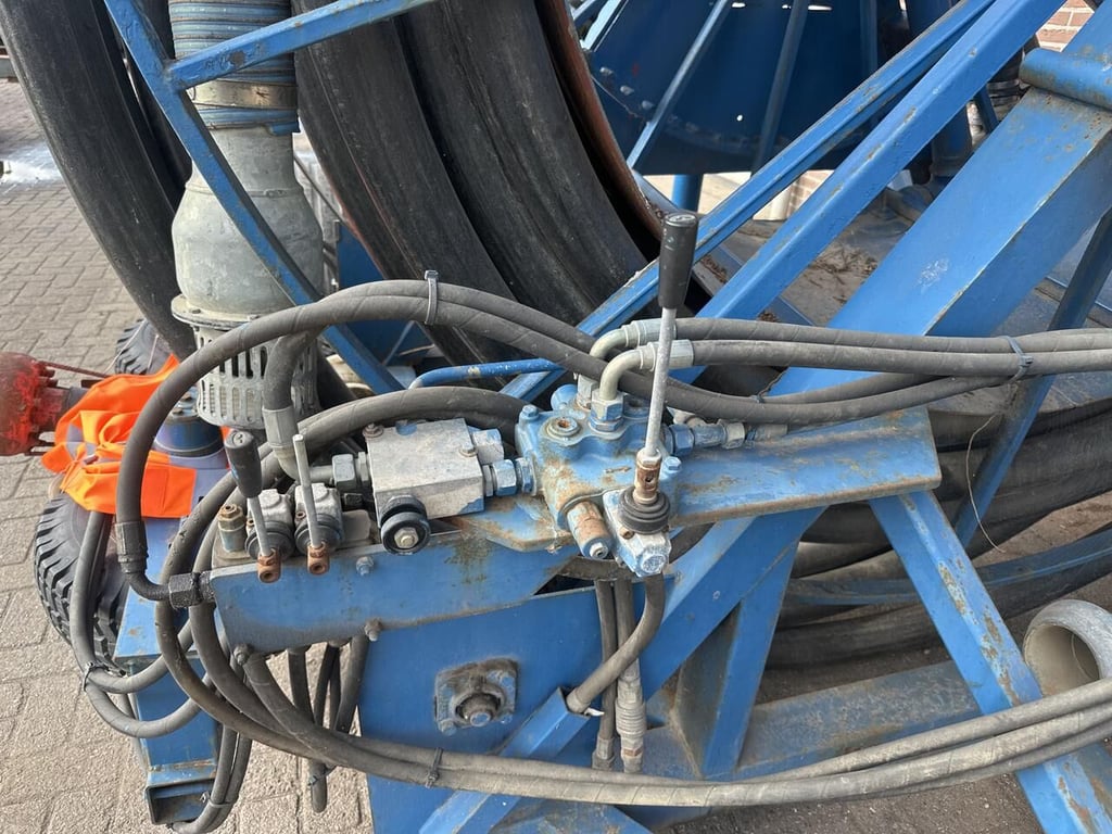 Haspel met eigen pomp - Gebruikt 12601 haspel met eigen pomp - Gebruikt 1 image 7