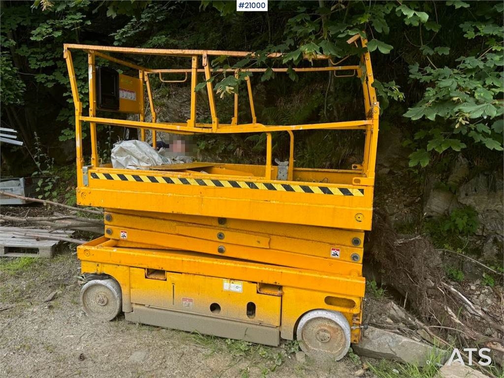 Hauolette Compact 10N 0864 21000 Hauolette Compact 10N 0864 1 Scissor Lifts image 7