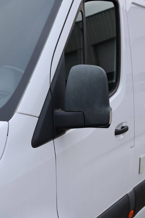 Mercedes-Benz SPRINTER Diesel 2019 Refrigerated Van 2019 SPRINTER 2019 1 image 14