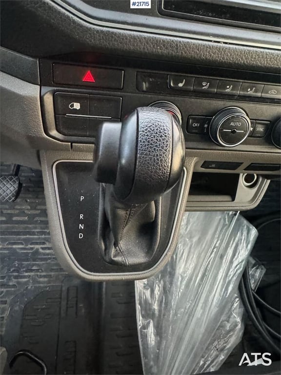 Volkswagen E-Crafter 2019 21715 Volkswagen e-Crafter 2019 1 Closed vans image 11
