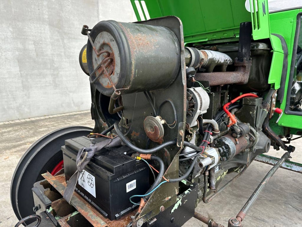Agricultural tractor Deutz D5206 Diesel 51 hp 1978 1978 D5206 1978 1 Tractor Units image 14
