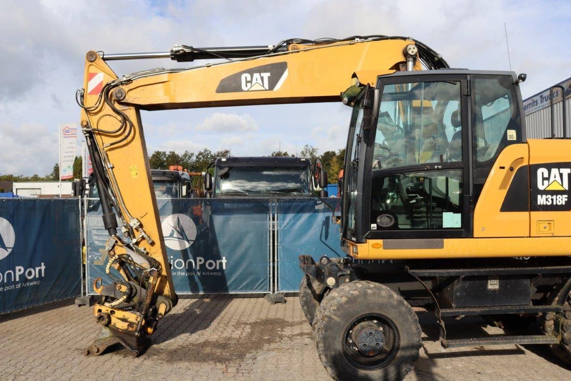 Wheel excavator Caterpillar M318F Diesel 2015 2015 M318F 2015 1 Wheel Loaders image 9