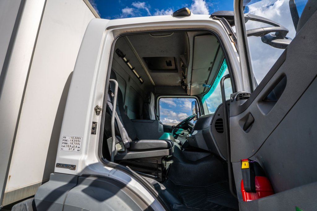 MERCEDES AXOR 1829 BL-MP3 +CARRIER+DHOLLANDIA 2013 E64380 AXOR 1829 BL-MP3 +CARRIER+DHOLLANDIA 2013 1 image 15