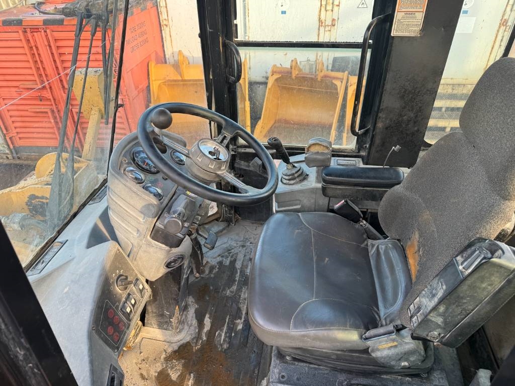 CAT 938 G 1998 5458 938 G 1998 1 Wheel Loaders image 12