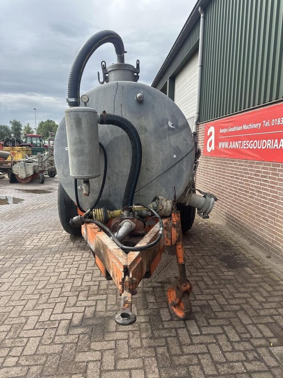 Waterwagen - Gebruikt 1985 12660 Waterwagen - Gebruikt 1985 1 image 5