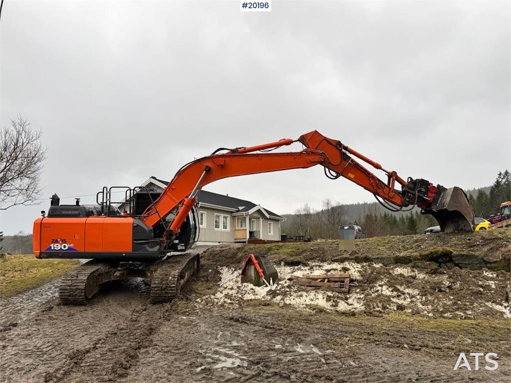 Hitachi ZX190LC-6 Tracked excavator w/ 2 buckets, tilt and 2019 20196 ZX190LC-6 Tracked excavator w/ 2 buckets, tilt and 2...