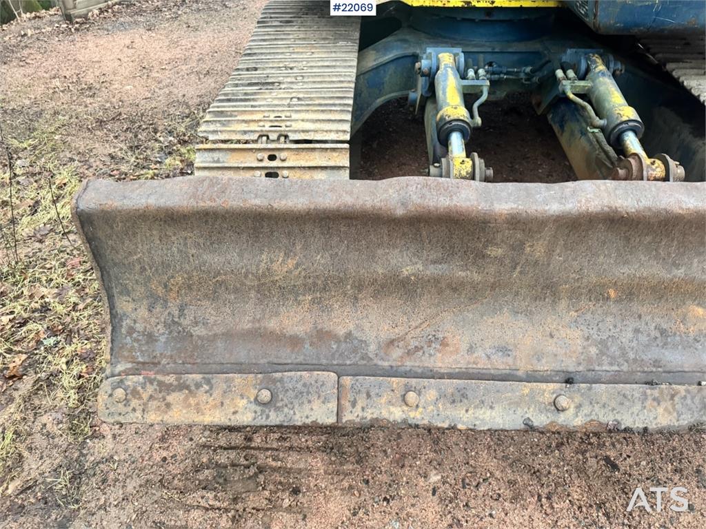 Kobelco SK60 crawler excavator with bucket 1991 22069 SK60 crawler excavator with bucket 1991 1 Crawler Excavators image 13