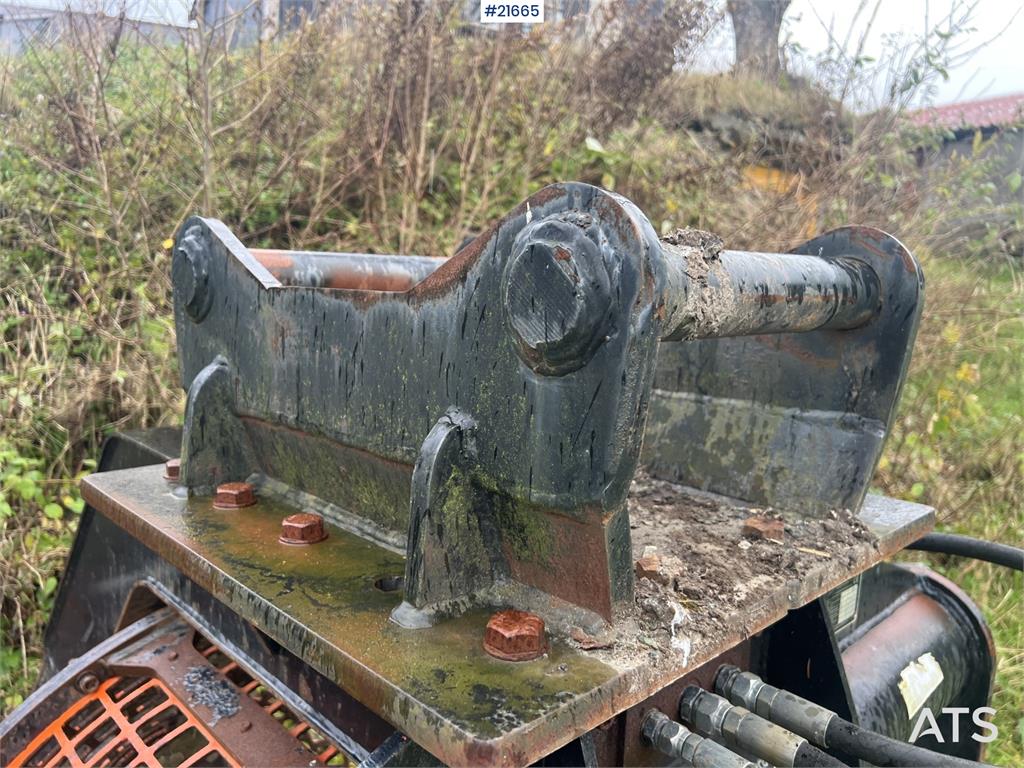 Hardlife 100-SC-NL hydraulic solder bucket w/ S60 2021 21665 Hardlife 100-SC-NL hydraulic solder bucket w/ S60 2021 1 imag...