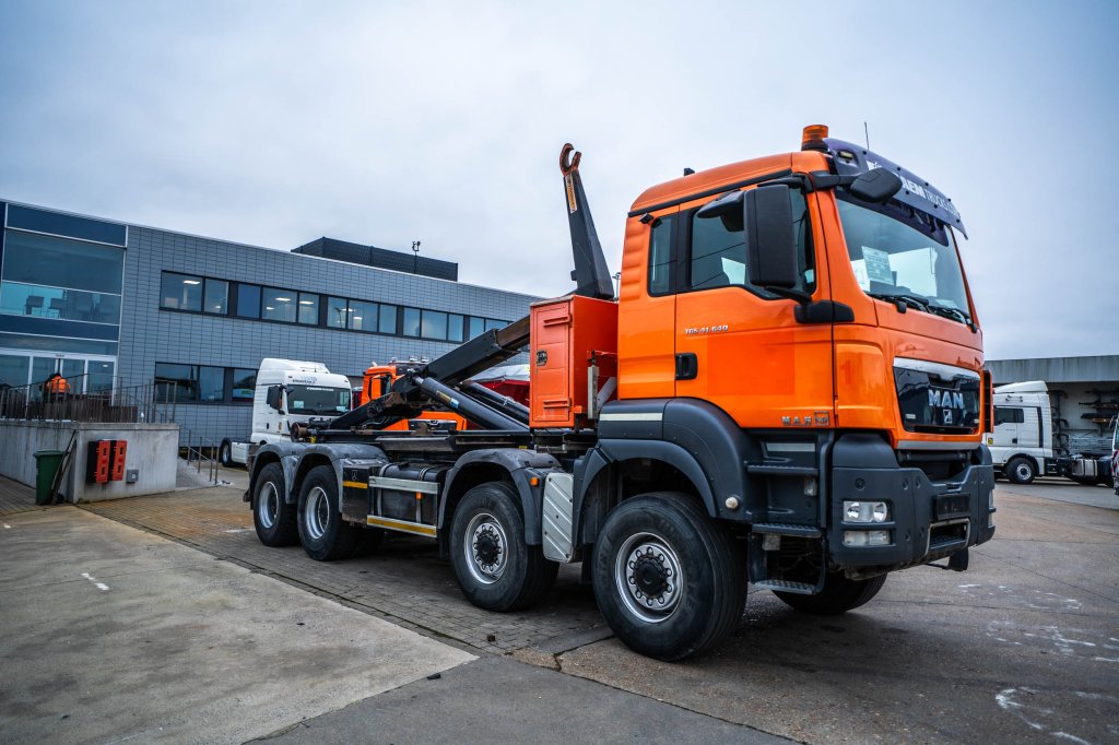 MAN TGS 35.440 BB - 8X8 - AJK 2010 E64707 TGS 35.440 BB - 8X8 - AJK 2010 1 image 2
