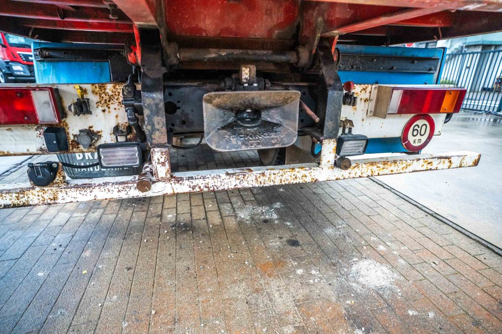 MAN 33.422 DF + HIAB 220 C-5 1995 E65045 33.422 DF + HIAB 220 C-5 1995 1 image 12