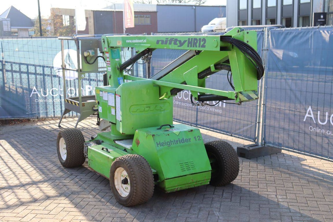 Niftylift HR12NDE Hybrid 12m Articulated Boom Lift 2016 2016 Niftylift HR12NDE Mktb 2016 1 image 4