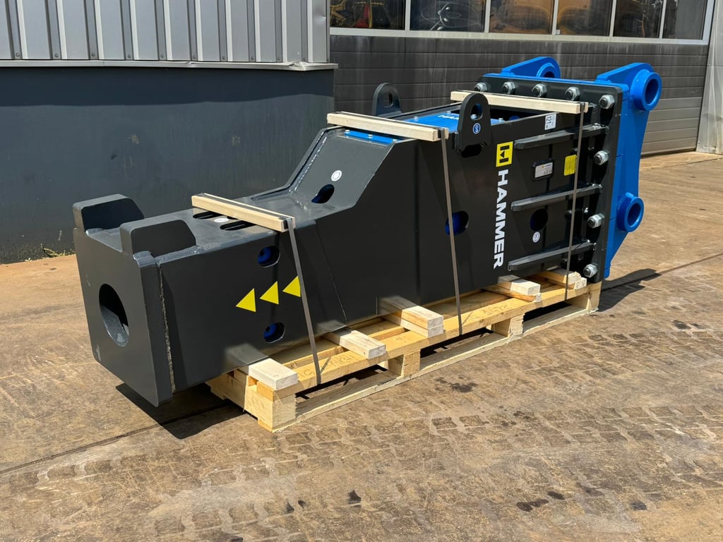 Hammer HS5000 fits 40-60 Ton excavator 2024 00032792 Hammer HS5000 fits 40-60 Ton excavator 2024 0 Crawler Excavators image 2