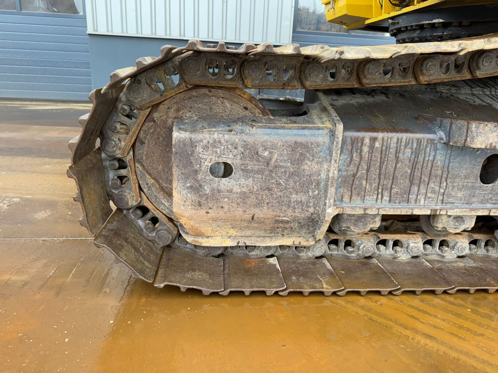 Komatsu HB215LC-1 HB 2012 00033062 HB215LC-1 HB 2012 1 image 10