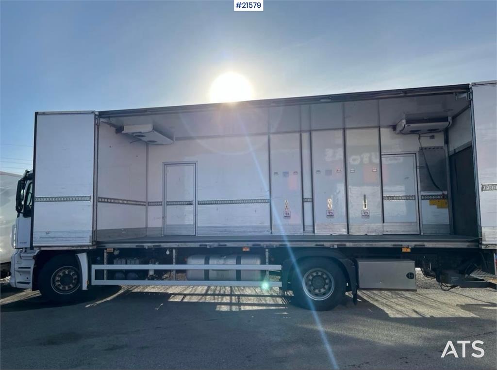 Mercedes-Benz Antos 1832 2016 21579 Antos 1832 2016 1 image 11