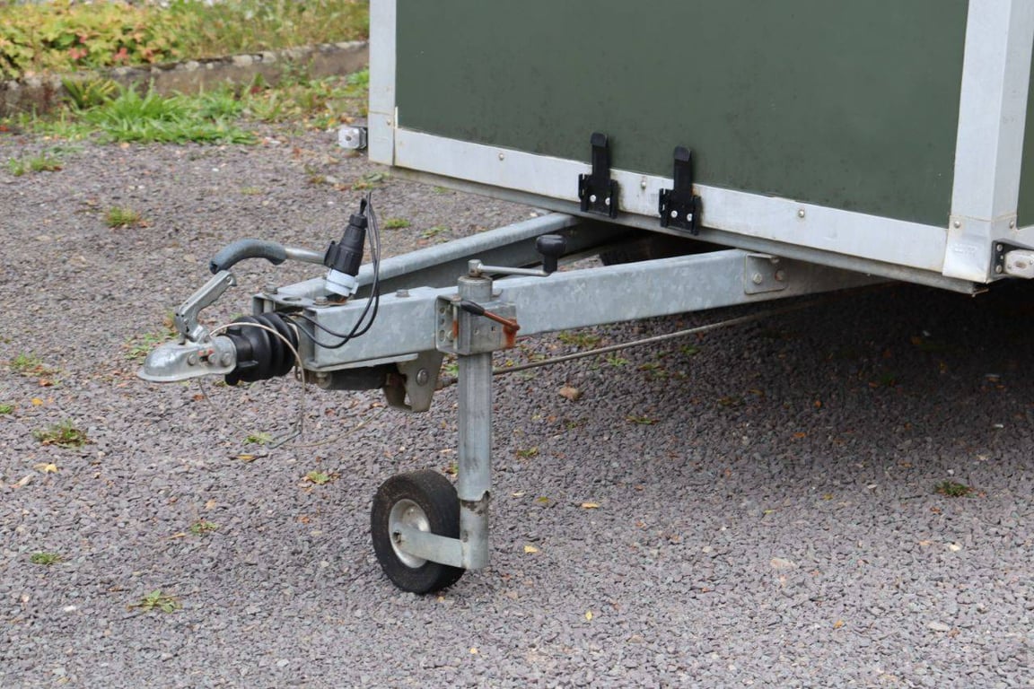 Closed trailer WM Meyer WM C100 2013 2013 WM WM C100 2013 1 image 11