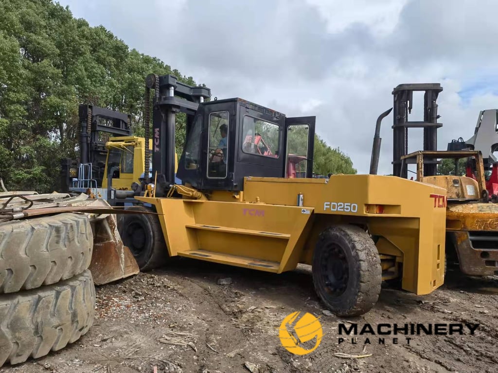 TCM FD200 20 Tons Forklift Good Price For Sale FD200 2019 1 Forklift image 3