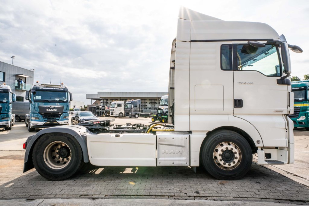 MAN TGX 18 460 XLX BLS+INTARDER+ADR+KIPHYDR. 2017 E64112 TGX 18 460 XLX BLS+INTARDER+ADR+KIPHYDR. 2017 1 image 3