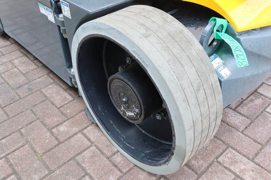 Haulotte HA12CJ+ Guarantee! Electric, 12 m Working Height, 2025 HAULOTTE - HA12CJ+ - 63772 HA12CJ+ Guarantee! Electric, 12...