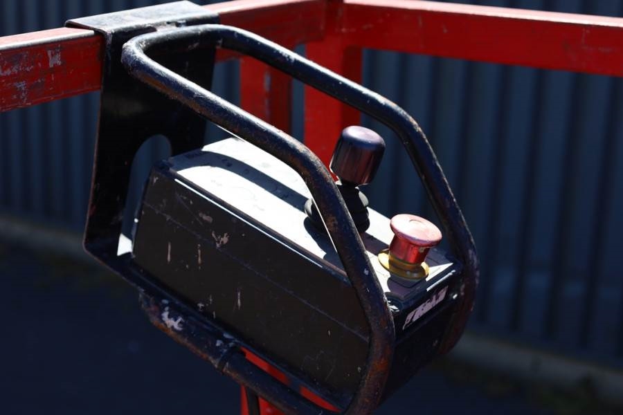 Holland Lift Ecostar HL-7810 Electric, 10m Working Height, 450k 2012 HOLLAND LIFT - Ecostar HL-7810 - 63490 Holland lift E...