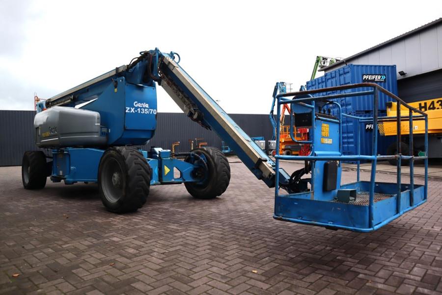 Genie ZX135/70 Diesel, 4x4x4 Drive, 43m Lifting Height, 2014 GENIE - ZX135/70 - 90350 ZX135/70 Diesel, 4x4x4 Drive, 43m Li...